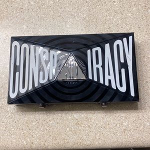Jeffree Star Cosmetics Conspiracy eyeshadow palette